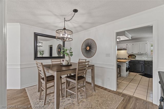 1606 Valley View Street, Van Buren, AR 72956