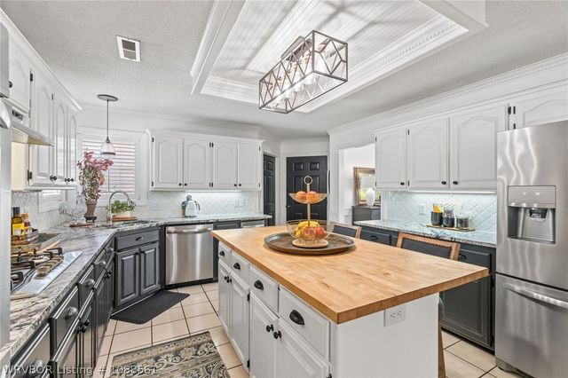 1606 Valley View Street, Van Buren, AR 72956