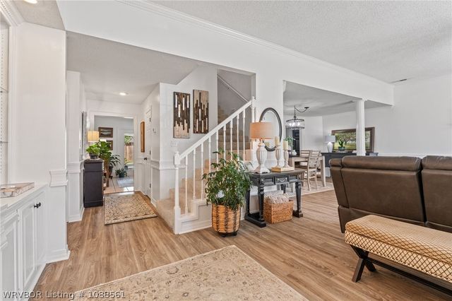 1606 Valley View Street, Van Buren, AR 72956