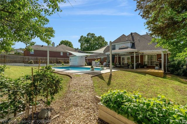 1606 Valley View Street, Van Buren, AR 72956