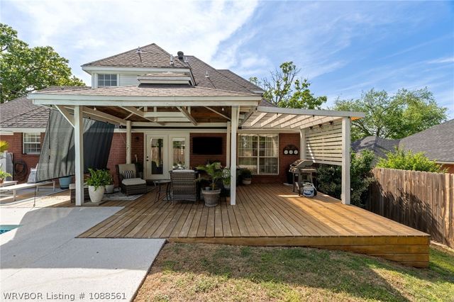 1606 Valley View Street, Van Buren, AR 72956