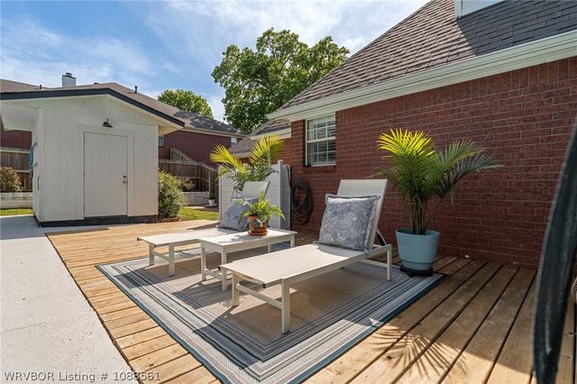 1606 Valley View Street, Van Buren, AR 72956