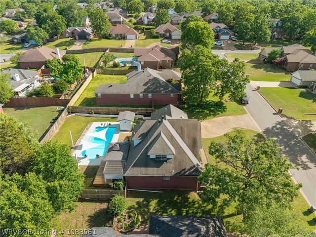 1606 Valley View Street, Van Buren, AR 72956
