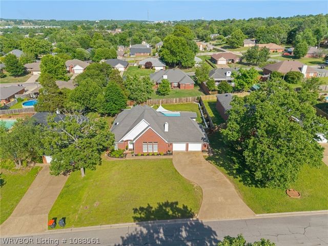 1606 Valley View Street, Van Buren, AR 72956