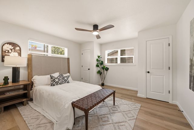 709 Thousand Oaks Drive, Hurst, TX 76054