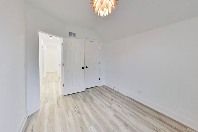 544 N Leamington Avenue, Chicago, IL 60644
