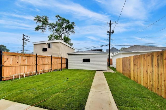 544 N Leamington Avenue, Chicago, IL 60644