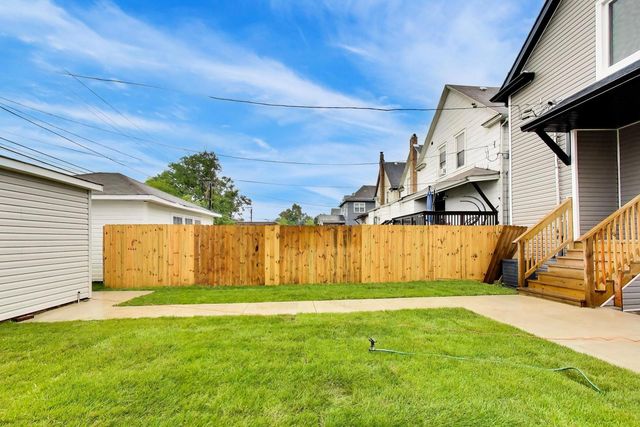 544 N Leamington Avenue, Chicago, IL 60644