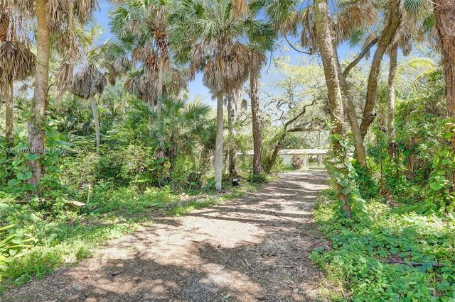 2865 Riverland Road, Fort Lauderdale, FL 33312