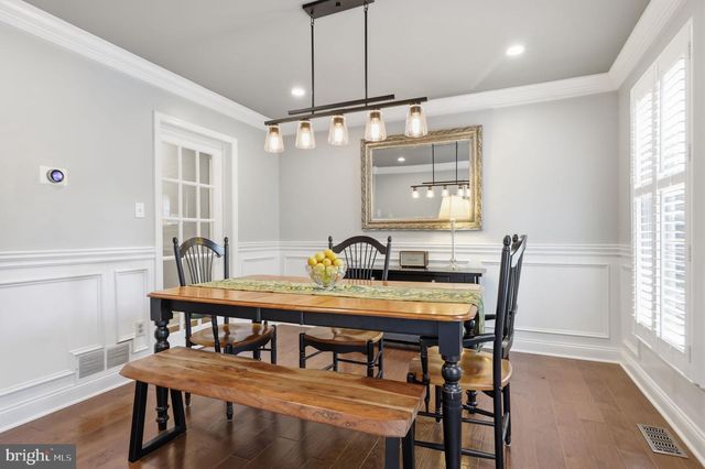 271 SAXONY DR, Newtown, PA 18940