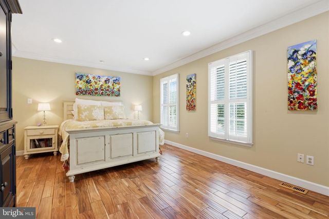 271 SAXONY DR, Newtown, PA 18940