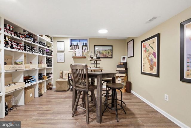 271 SAXONY DR, Newtown, PA 18940