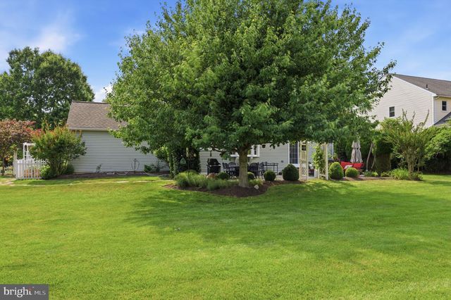 271 SAXONY DR, Newtown, PA 18940