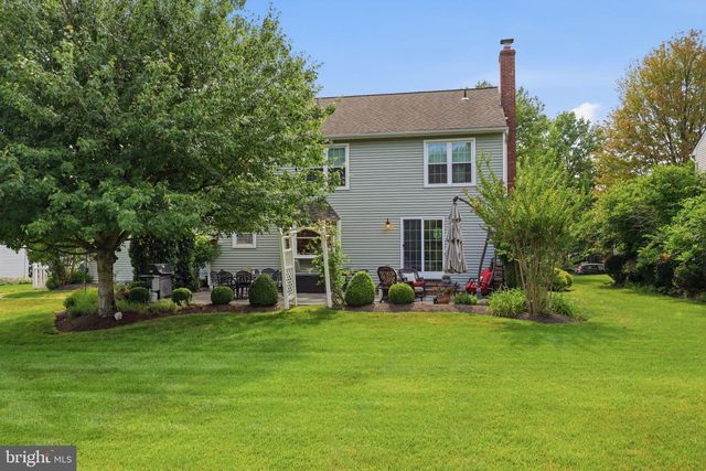 271 SAXONY DR, Newtown, PA 18940