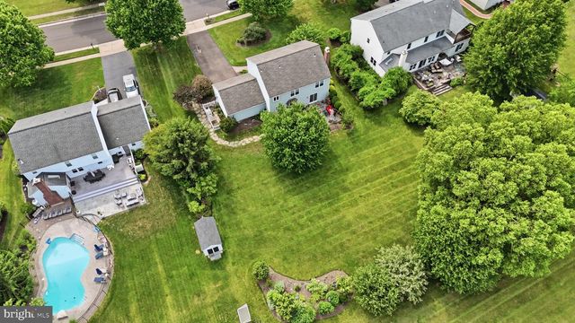 271 SAXONY DR, Newtown, PA 18940