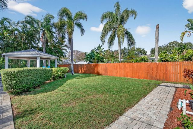 7050 75TH STREET N, Pinellas Park, FL 33781