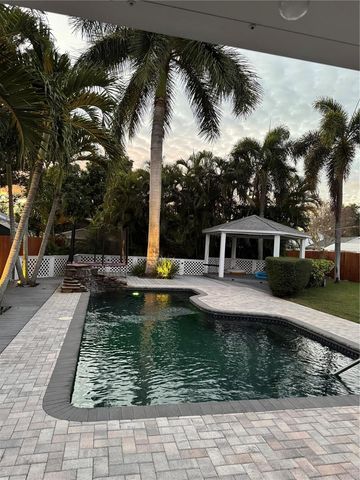 7050 75TH STREET N, Pinellas Park, FL 33781