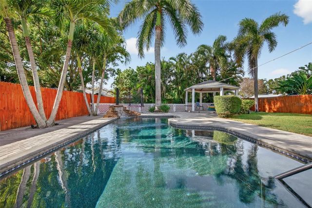 7050 75TH STREET N, Pinellas Park, FL 33781