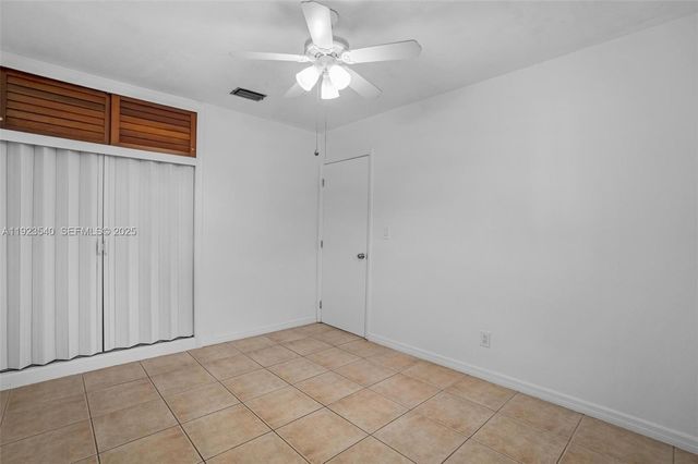 601 SW 64th Pkwy, Pembroke Pines, FL 33023