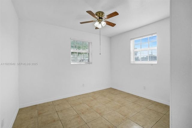 601 SW 64th Pkwy, Pembroke Pines, FL 33023