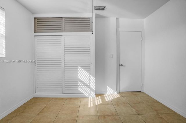 601 SW 64th Pkwy, Pembroke Pines, FL 33023