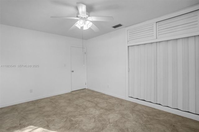 601 SW 64th Pkwy, Pembroke Pines, FL 33023