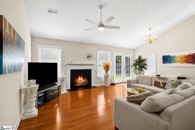 10 River Birch Way, Greer, SC 29650