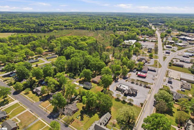106 Ansel Drive, Clinton, SC 29325