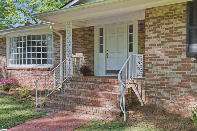 106 Ansel Drive, Clinton, SC 29325