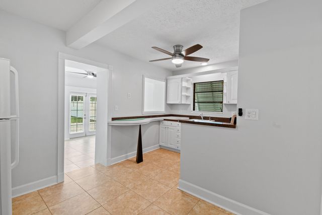 214 Seville Road, West Palm Beach, FL 33405