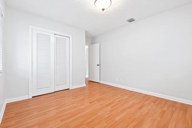 214 Seville Road, West Palm Beach, FL 33405