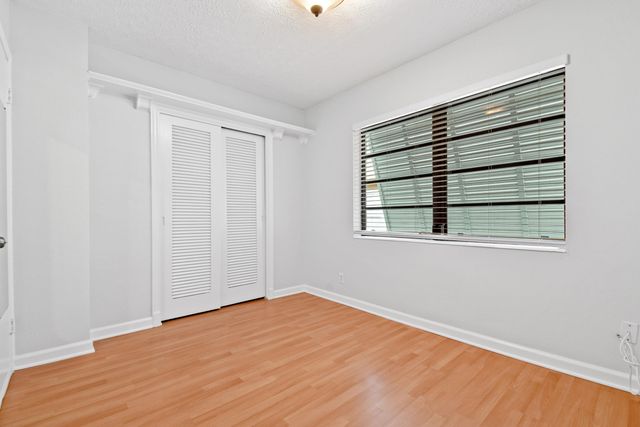 214 Seville Road, West Palm Beach, FL 33405