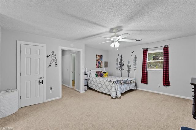 2244 N Asheboro School Road, Asheboro, NC 27203