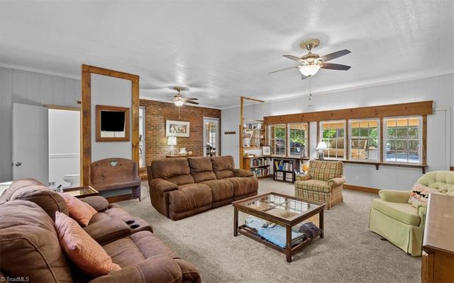 2244 N Asheboro School Road, Asheboro, NC 27203