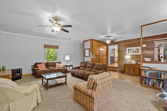 2244 N Asheboro School Road, Asheboro, NC 27203