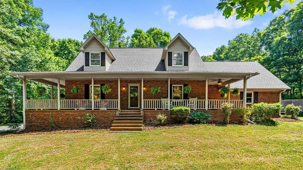 2244 N Asheboro School Road, Asheboro, NC 27203