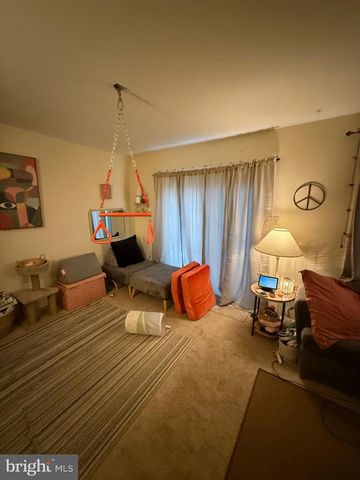 143 WHITE DOGWOOD DR, Etters, PA 17319