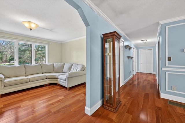 24 Orchard St, Berkley, MA 02779