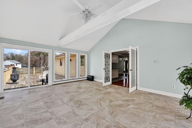 24 Orchard St, Berkley, MA 02779