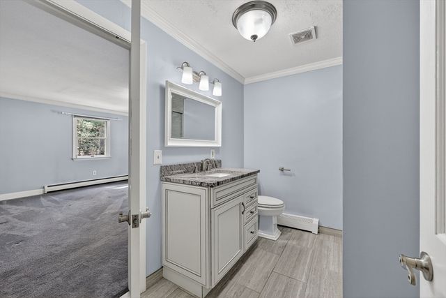 24 Orchard St, Berkley, MA 02779