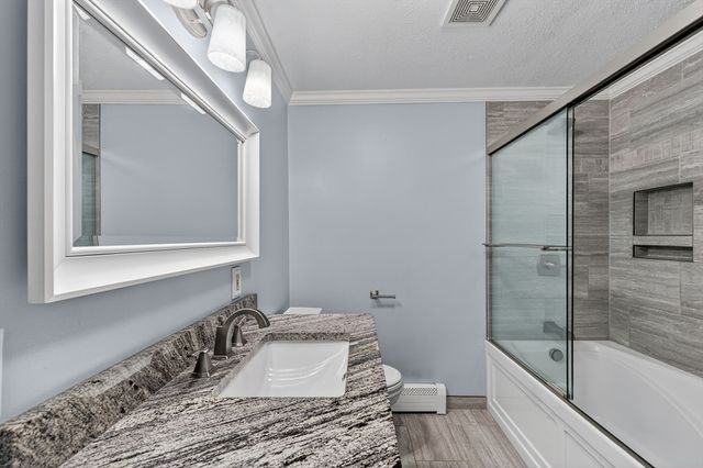 24 Orchard St, Berkley, MA 02779