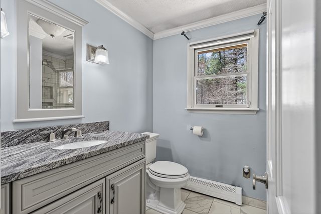 24 Orchard St, Berkley, MA 02779