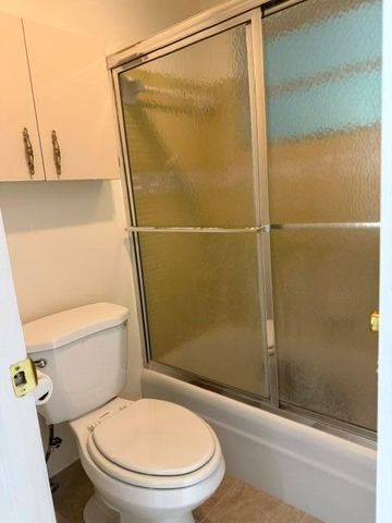 7293 W Oakridge Circle, Lake Worth, FL 33462