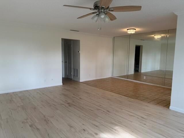 7293 W Oakridge Circle, Lake Worth, FL 33462