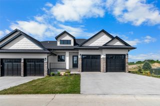 366 Hidden Ridge Drive, Coralville, IA 52241