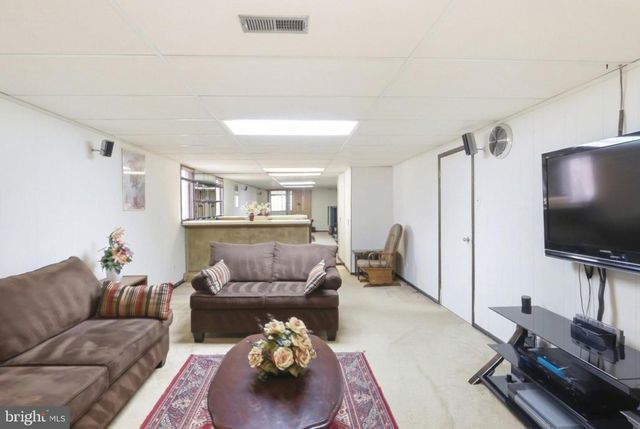 123 POCASSET RD, Philadelphia, PA 19115