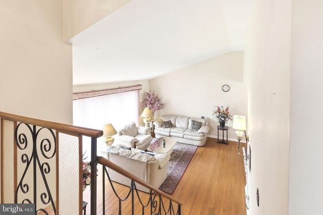 123 POCASSET RD, Philadelphia, PA 19115