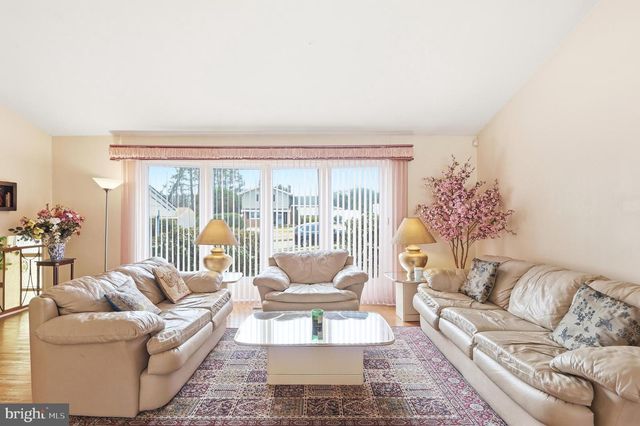 123 POCASSET RD, Philadelphia, PA 19115