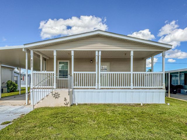 4377 Mission Bell Drive, Boynton Beach, FL 33436