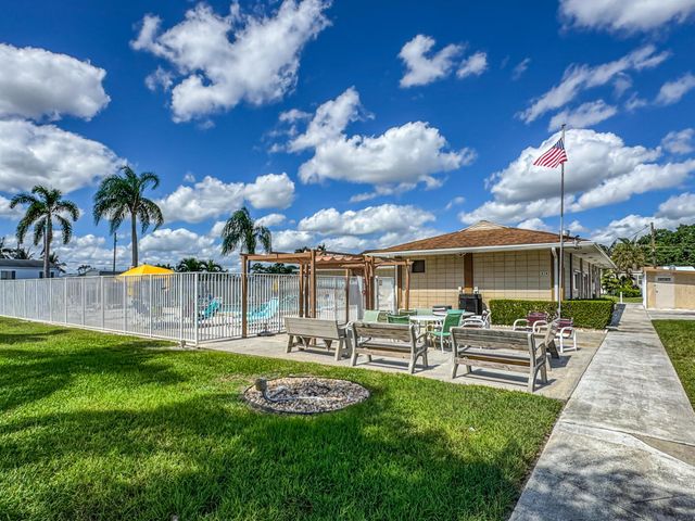 4377 Mission Bell Drive, Boynton Beach, FL 33436